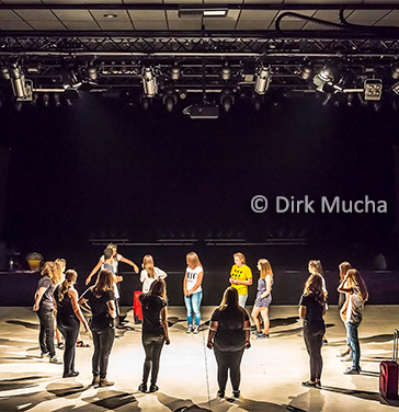 Dirk Mucha - Vernissage Theater 2